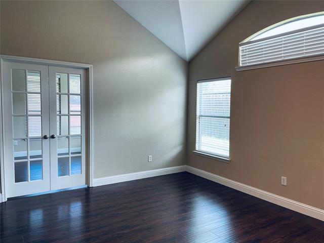 Building Photo - 3007 Pinecrest Dr