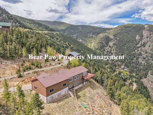 Building Photo - "Experience Mountain Living at Its Finest ...