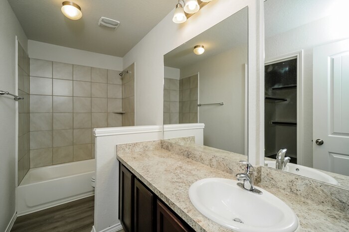 Building Photo - 5114 Jade Crossing