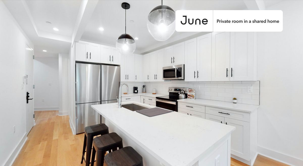 Building Photo - Room in Shared 8.0 bed/3 bath home