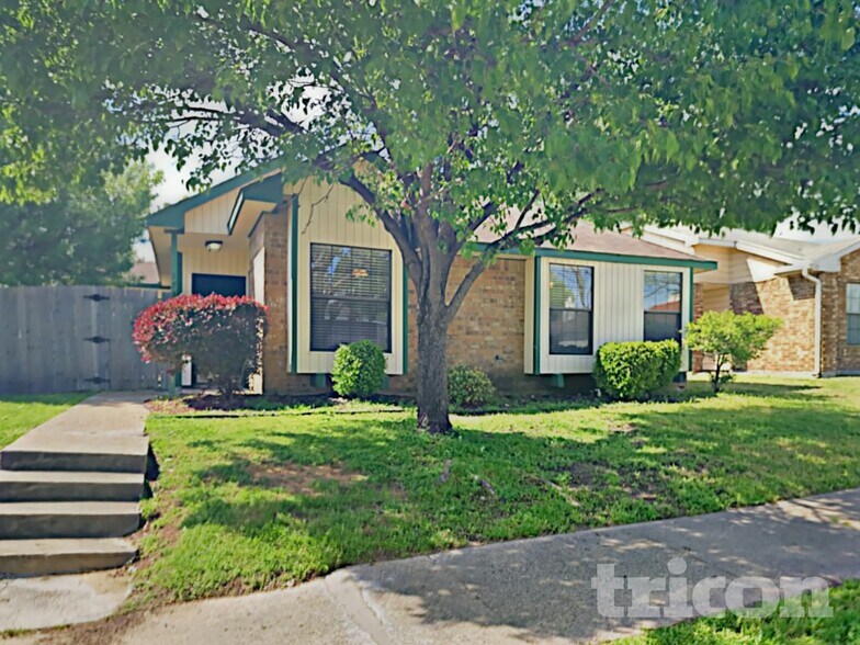 Building Photo - 1734 Windmill Ln