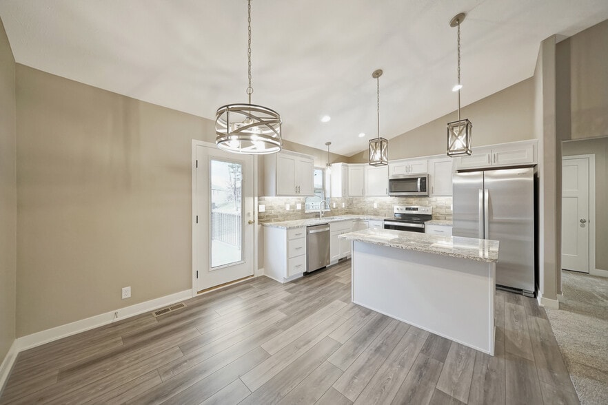Kitchen to Deck - 8195 Regent Dr