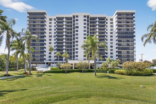Building Photo - 3420 S Ocean Blvd