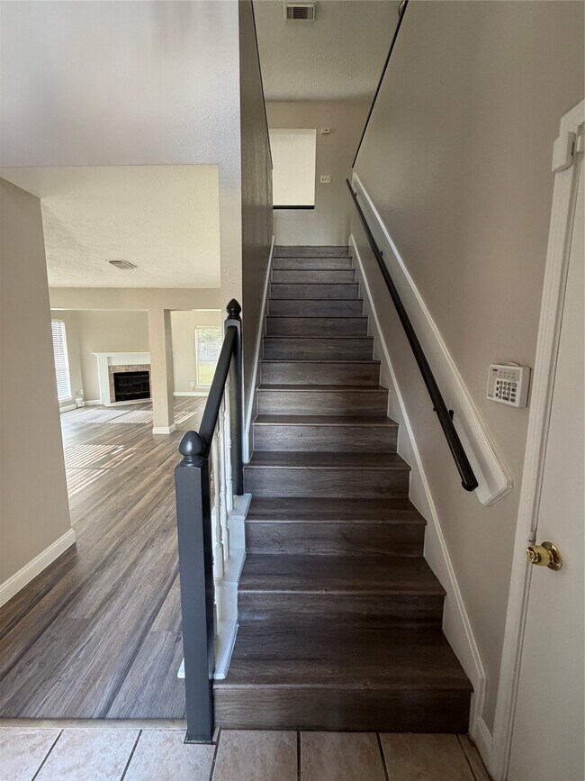 Building Photo - 14614 Cypress Falls Dr