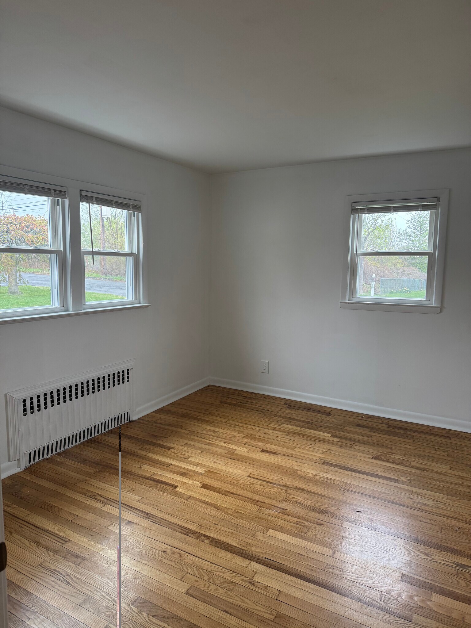 Building Photo - 7 Mona Ave