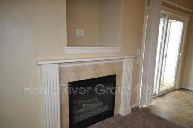 Building Photo - 4013 Washington Ave