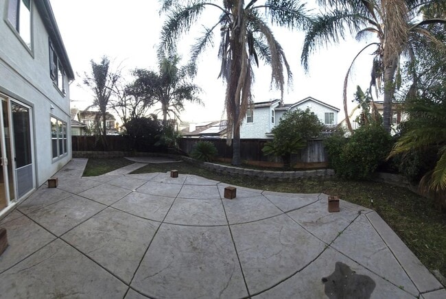 Building Photo - 1457 Paradise Ln