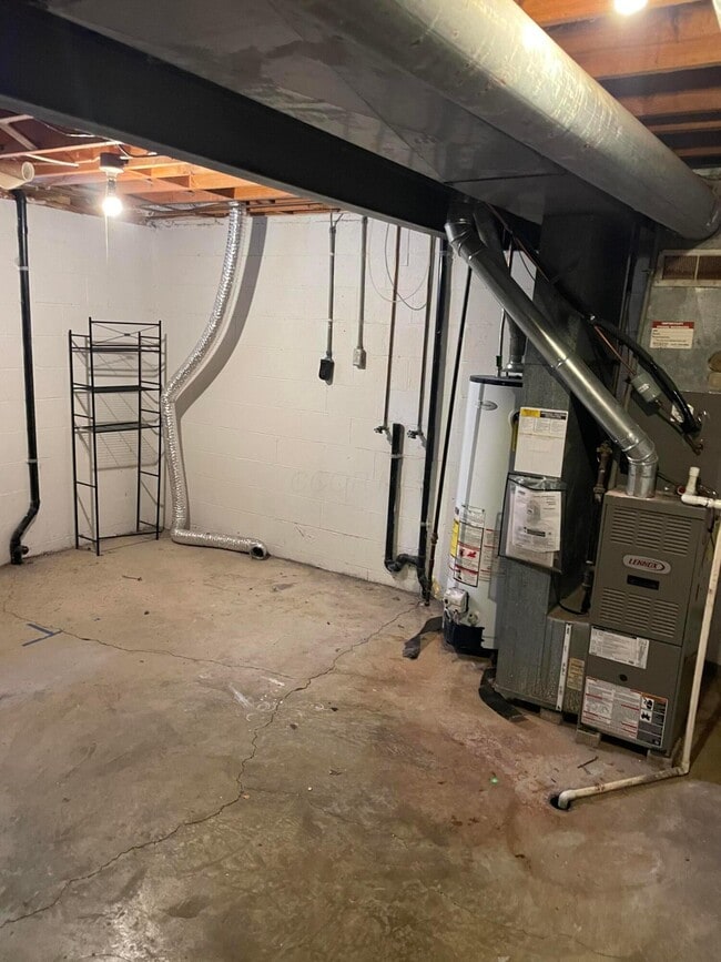 Building Photo - 6680 Birchton St