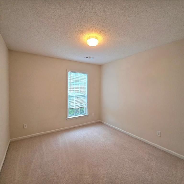 Building Photo - 2412 Elkhorn Ter