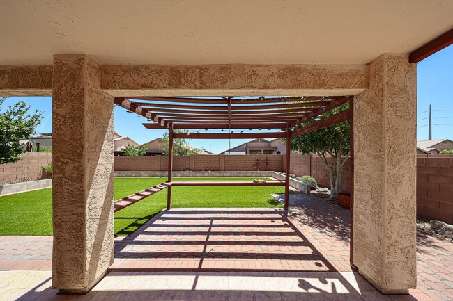 Building Photo - RV GATE! Lovely 4 bedroom, 3 bathroom home...