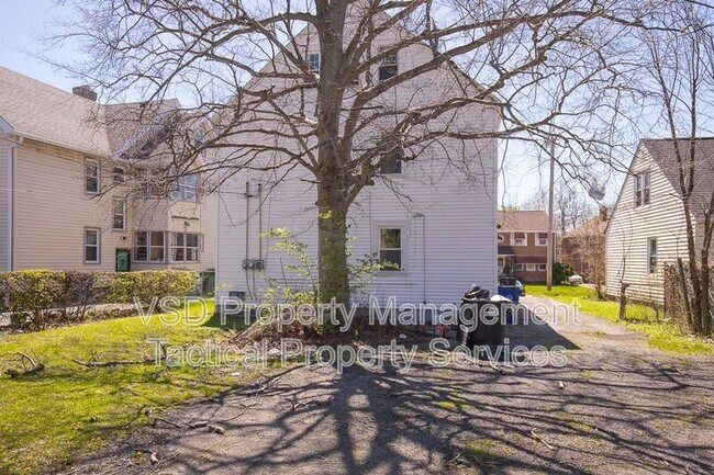 Building Photo - 14717 Milverton Rd