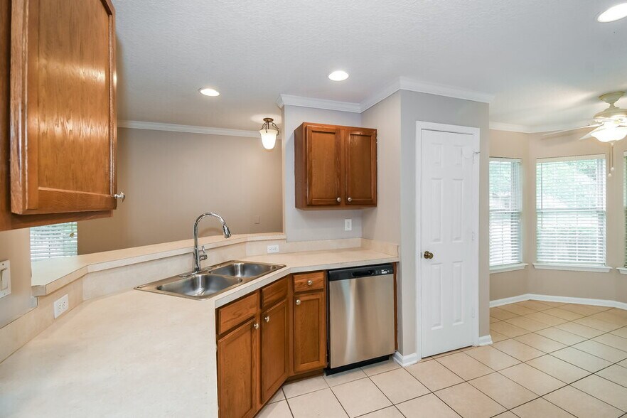 Building Photo - 4123 Pebble Brooke Circle South