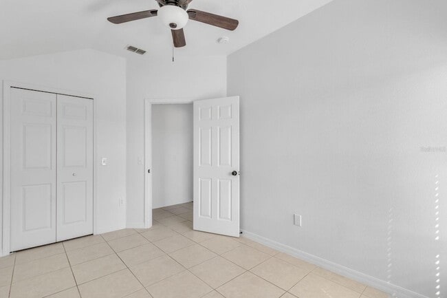 Building Photo - 2113 Jessa Dr