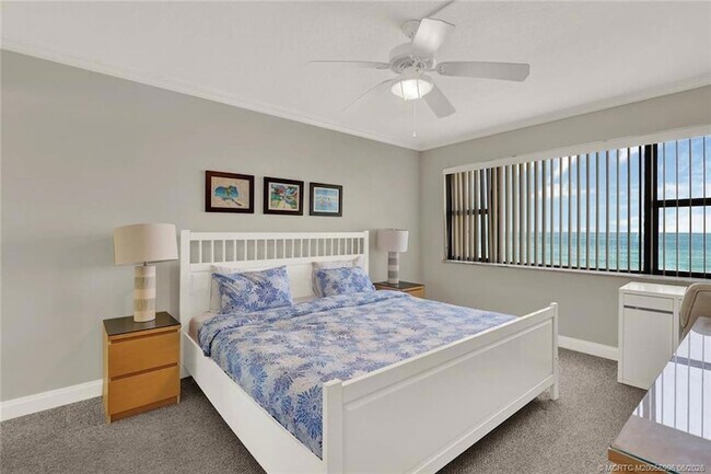 Building Photo - 9490 S Ocean Dr
