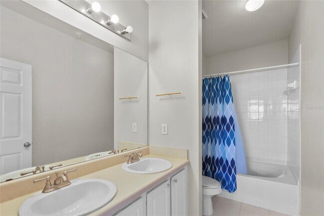 Building Photo - 5681 Bentgrass Dr