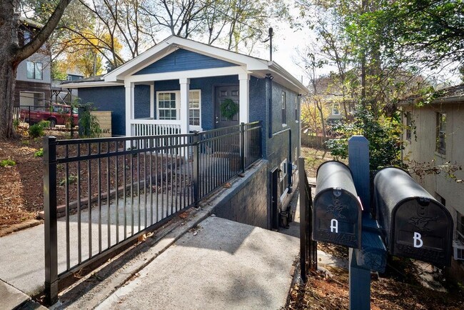 Building Photo - 207 South Ave SE