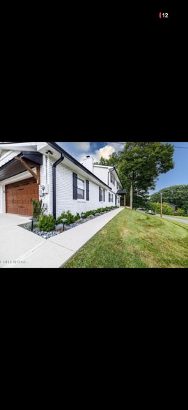 Building Photo - 1914 Northwood Dr
