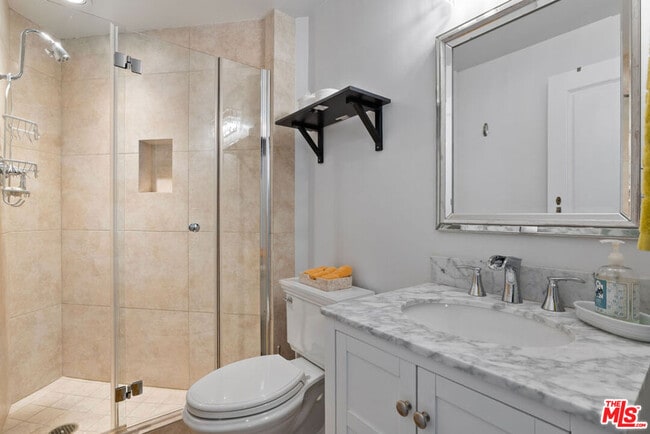 Building Photo - 10550 Wilshire Blvd