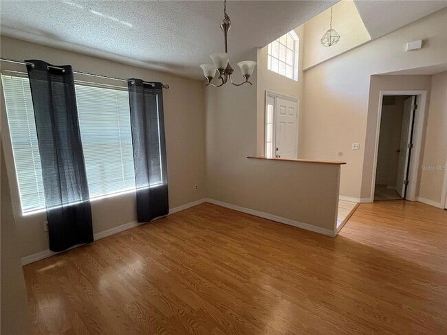 Building Photo - 127 Madrona Dr