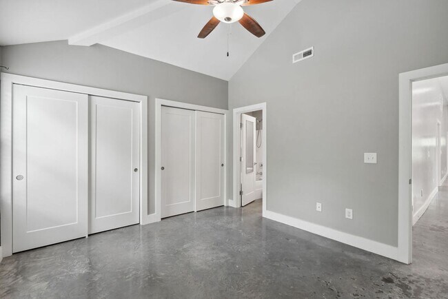 Building Photo - 298C Garner Ave