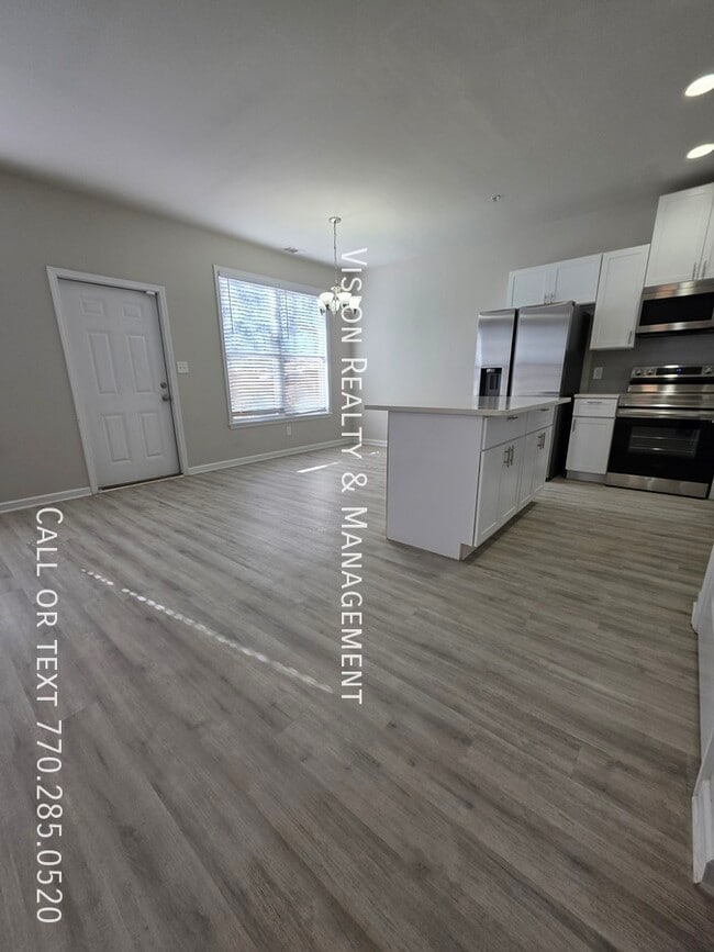 Building Photo - 8320 Triple Crown Dr