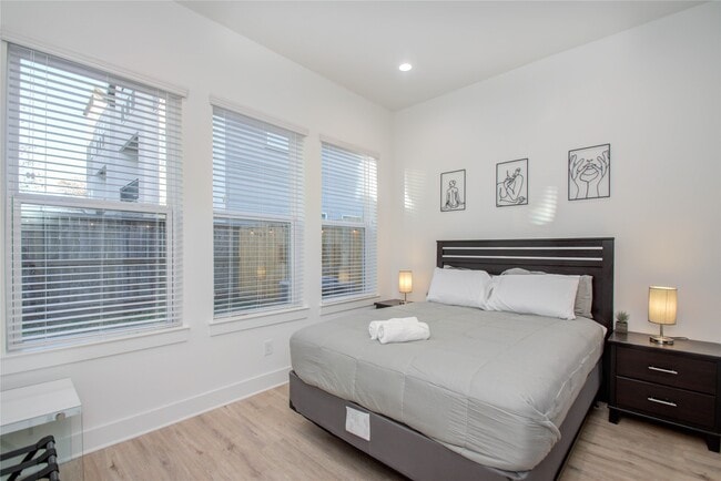 Building Photo - 4109 Hare St