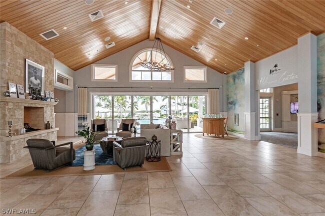 Building Photo - 14827 Edgewater Cir