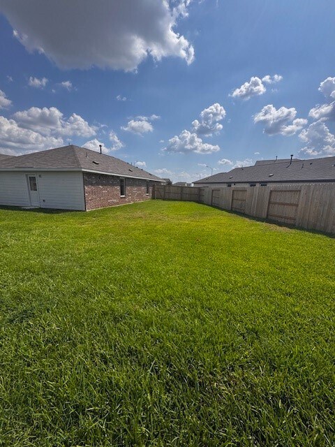 Building Photo - 26934 Cherry Plum Ln