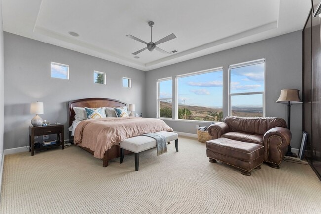 Building Photo - Beautiful Home in ArrowCreek!