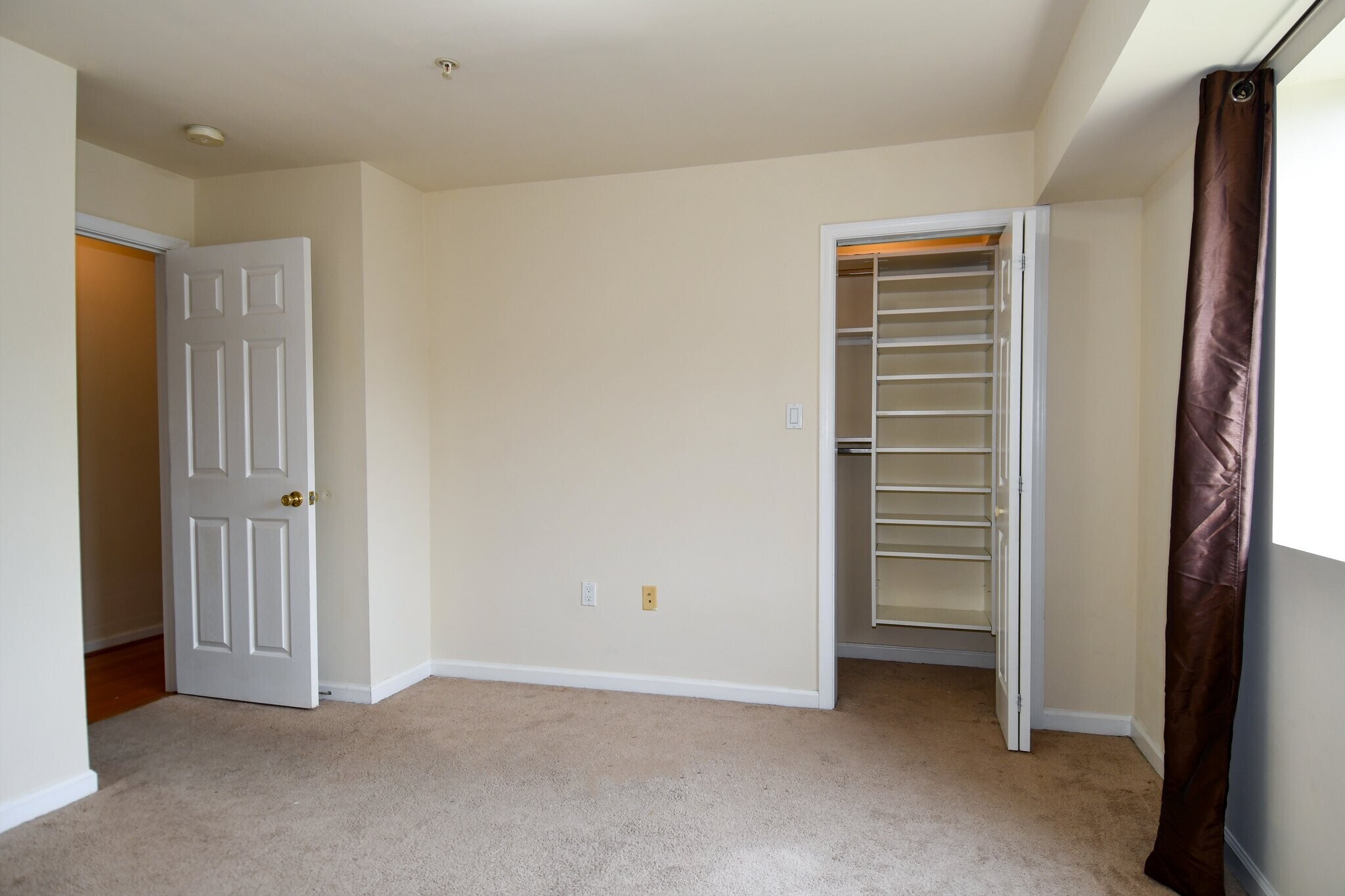 Building Photo - 4116 Ames St NE