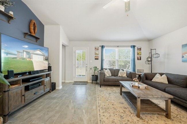 Building Photo - 125 Night Sky Dr