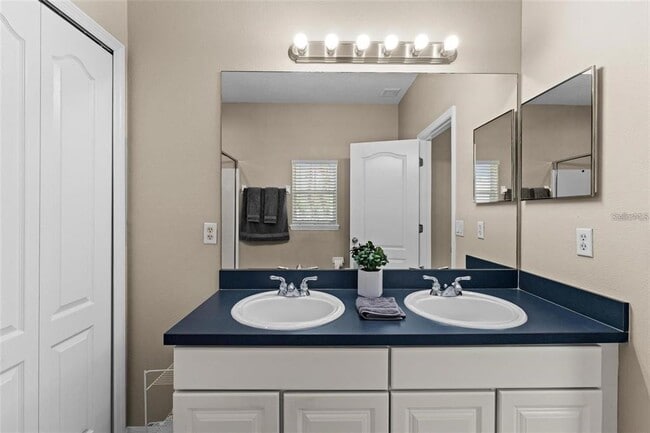 Building Photo - 2244 Brandywine Falls Way