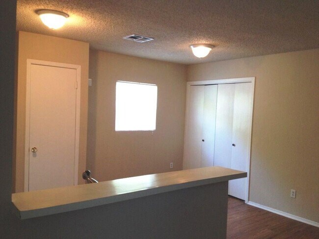 Building Photo - 4903 Merritt Dr