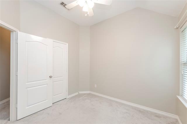 Building Photo - 8626 Davis Dr