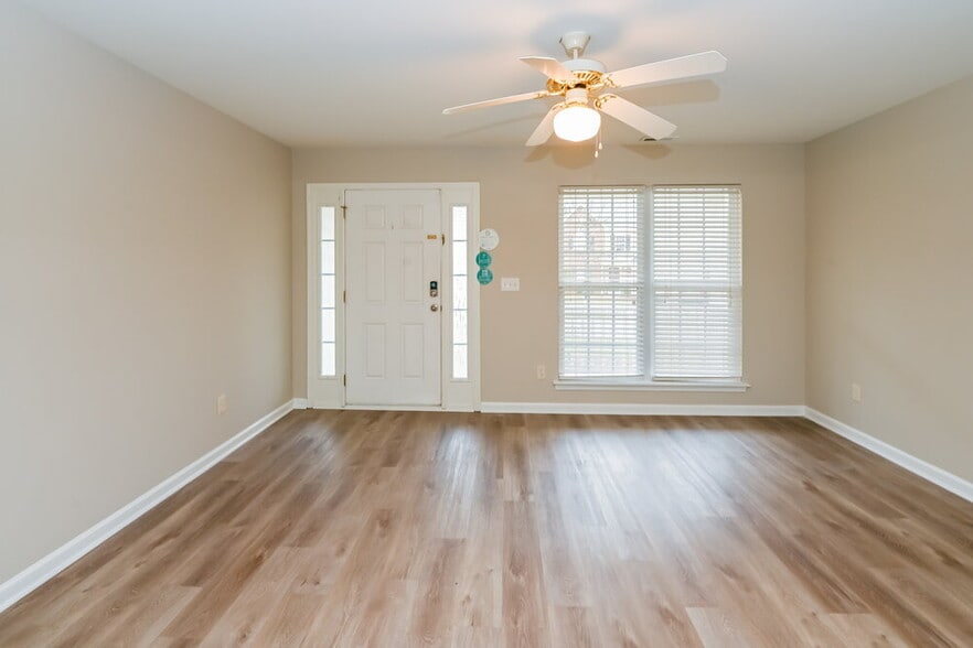 Building Photo - 6504 Wild Orchid Ct