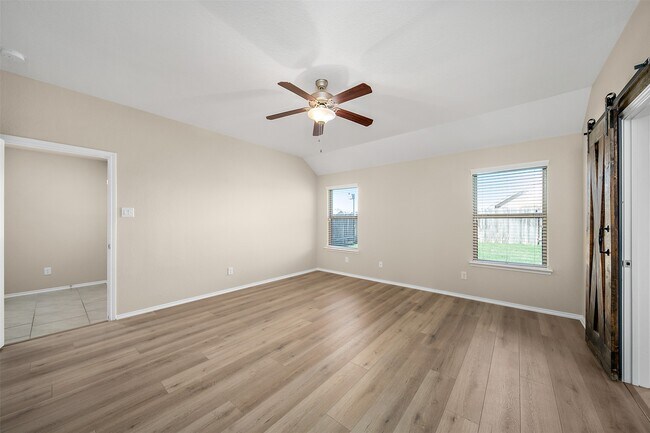 Building Photo - 23626 Legano Dr