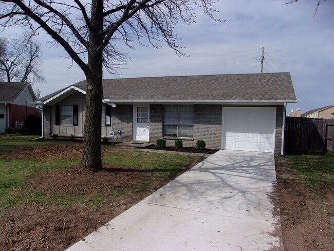 Building Photo - Call 918-921-9955 To Schedule Your Showing Now!