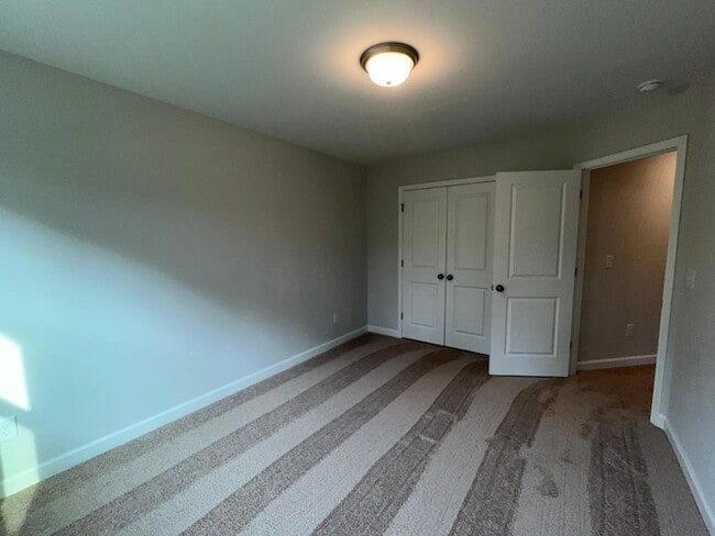 Building Photo - 17 Fairwinds Dr