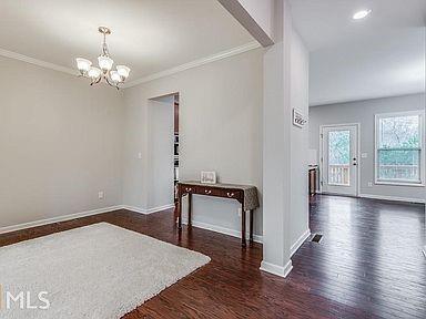 Building Photo - 671 Sunset Park Dr