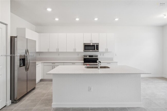 Building Photo - 14808 SW 163rd Terrace