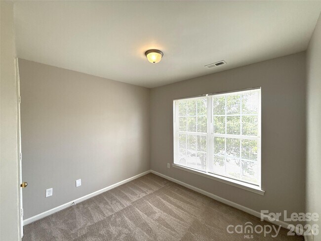 Building Photo - 1207 Joannas Ct