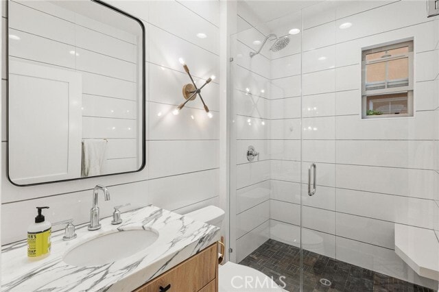 Building Photo - 1 Calle Saltamontes