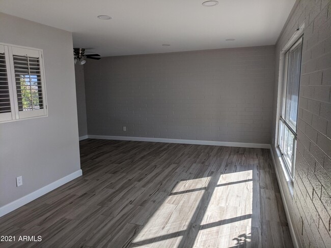 Building Photo - 12645 N Pebble Beach Dr