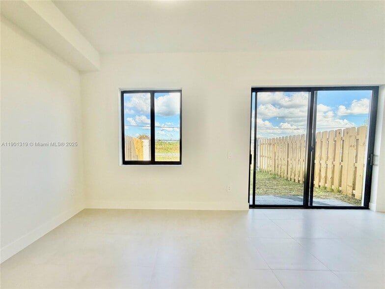 Building Photo - 19113 SW 344th Ter