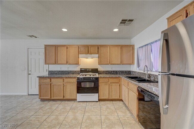 Building Photo - 2275 Windmill Grove Ct
