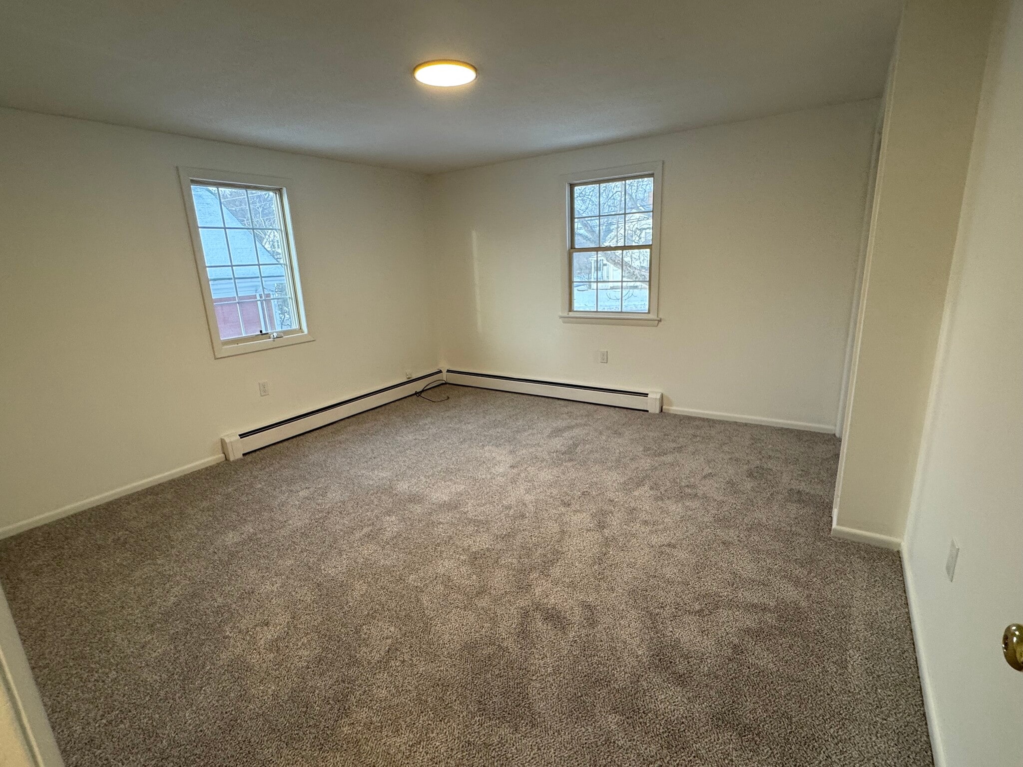 Building Photo - 3 Bayview St