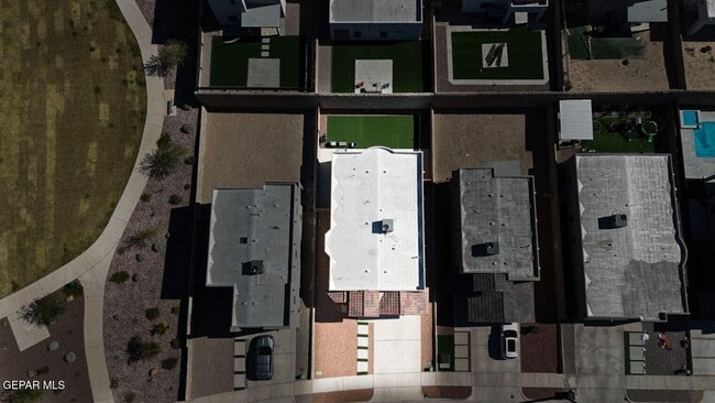 Building Photo - 360 Hector Porras Dr