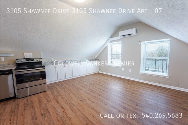 Building Photo - Renovated Loft Apartment in Winchester, VA