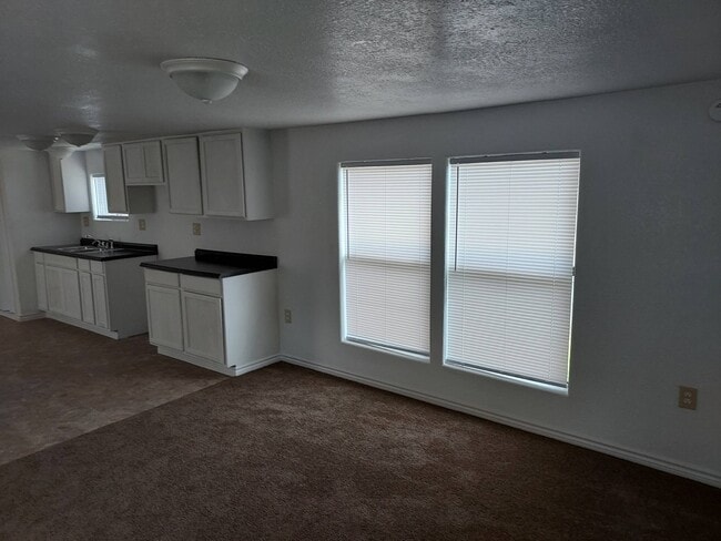 Building Photo - 6161 Cheyenne Trail