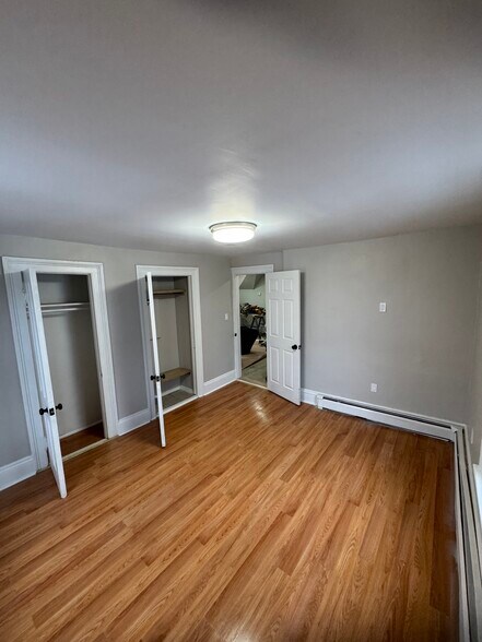 Second Bedroom - 86 Cottage St